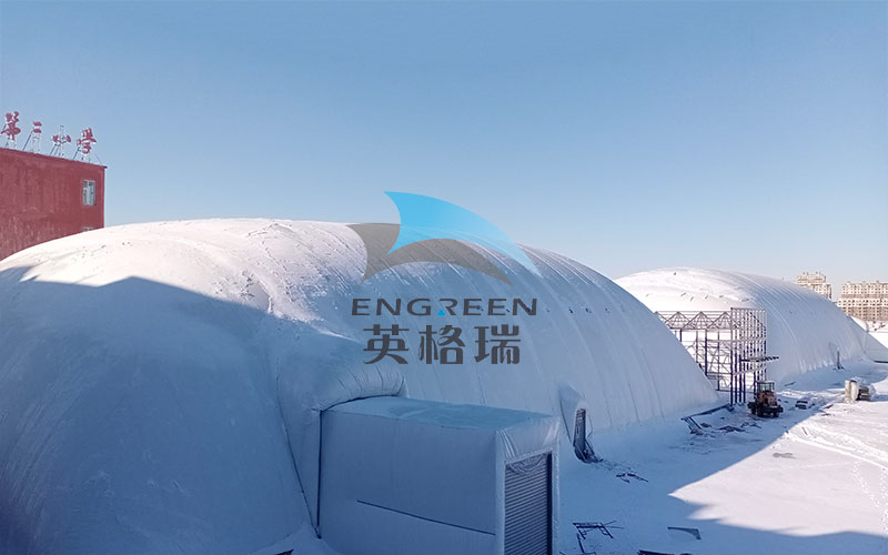 校园大菠萝视频网址APP体育馆，学生冬季体育活动的理想场所